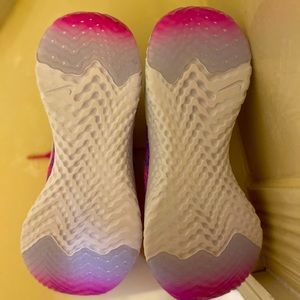 WOMENS NIKE AIR MAX 270